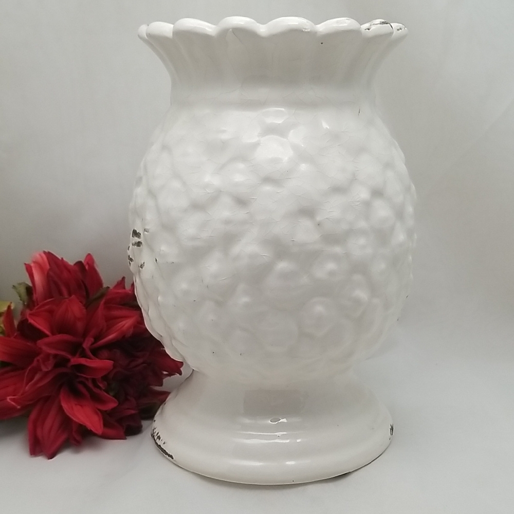 Home Inspirations Primative Style Distressed Pineapple Vase